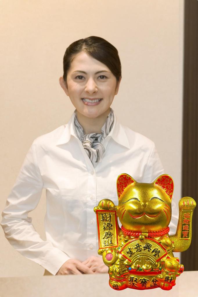 YRO Electric Golden with Movable Lucky USB Brings Good Grand Opening and Wealth Maneki-neko (beckoning Cat) Arms, Cushion-type Cat, Battery-operated,