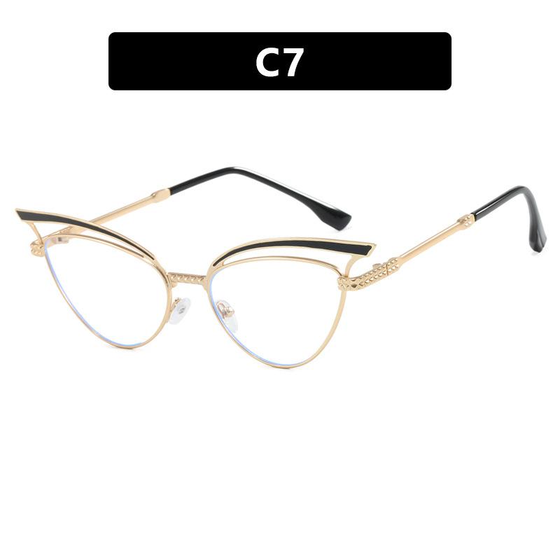 Hollowed Sexy Cat Eye Sunglasses for Women Fashion Trendy Luxury Brand Designer Casual Outdoor Sun Glasses Y2k Shades Eyewear