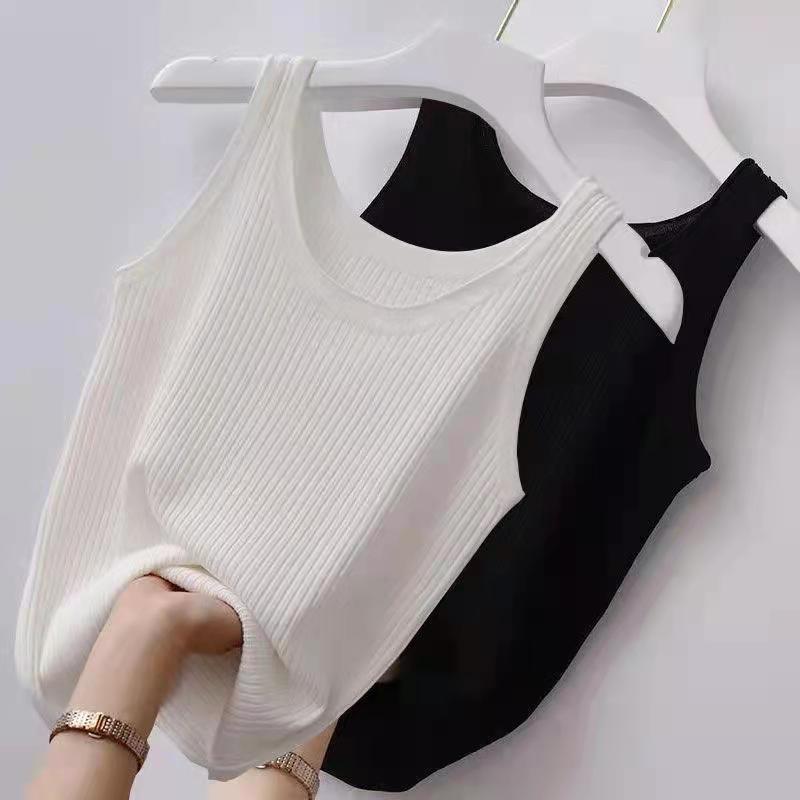 Plus-Size Women's Slim-Fit Sleeveless Ribbed Vest, Ice Silk, Versatile for Outerwear or Base Layer, Tight-Fitting Tank Top Style