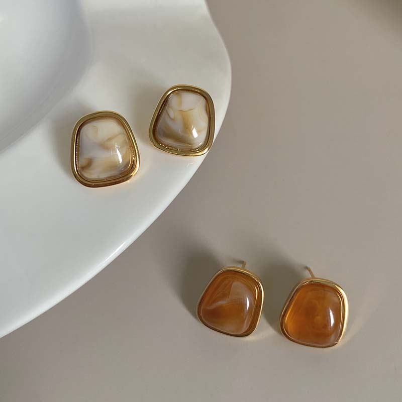 Vintage Coffee Color Square Resin Stud Earrings For Women Girls Fashion Metal Irregular Geometric Earrings Zircon 2023 Trendy