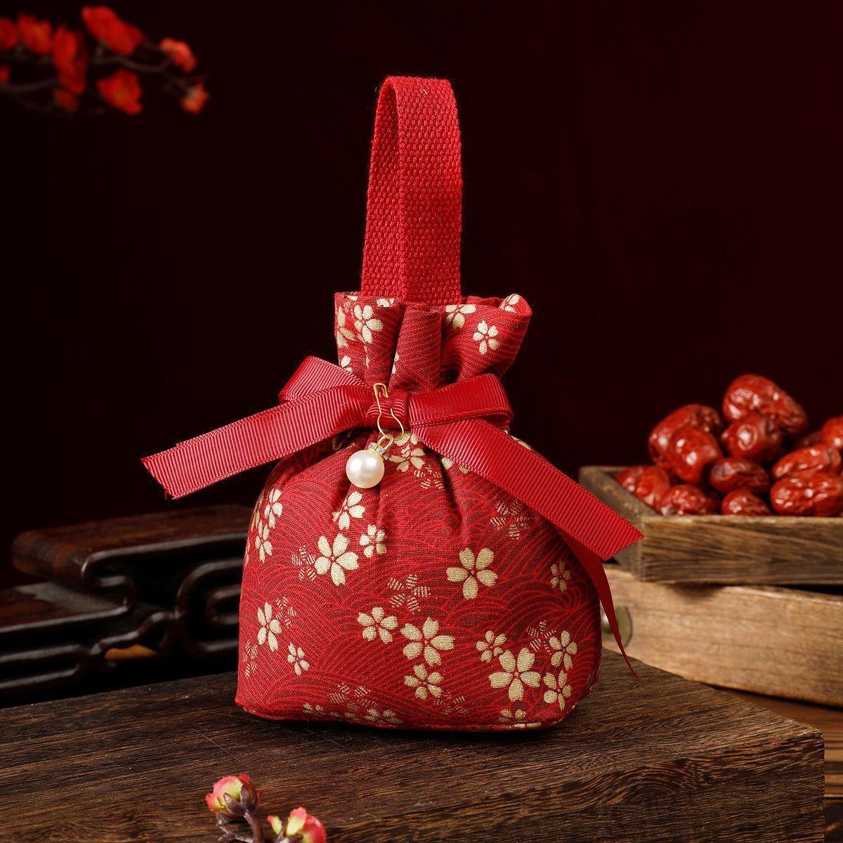 

5/10/20pcs Red Printed Wedding Candy Bag Wedding Party Cookies Gift Bags with Pearl String Candy Drawstring Pouches Storage Bag 14x9cm&5pcs