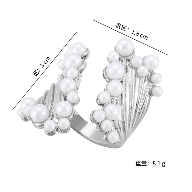 Sell Well In Europe America Wide Version Pearl Rings for Women Exaggerate Chunky Fashion Statement Jewelry Ring Trend Gift