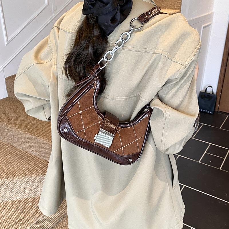 Popular versatile dumpling bag women's new fashion retro shoulder bag casual commuter messenger bag