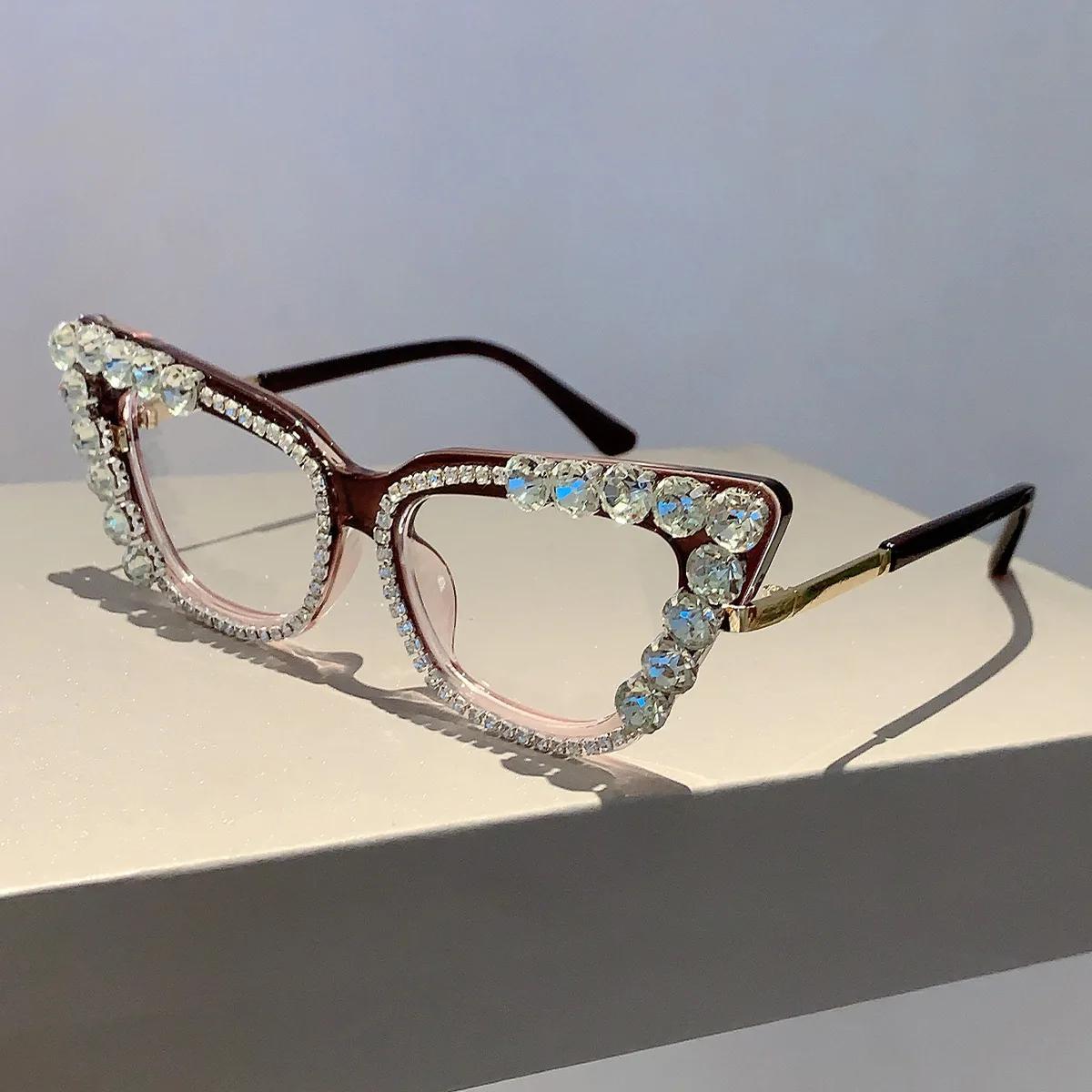 

Vintage Anti Blue Rayweight Optical Cat Eye Diamond Eyeglasses Frame Women For Female Luxurious Brand Style Designer Myopic Punk Shades UV400