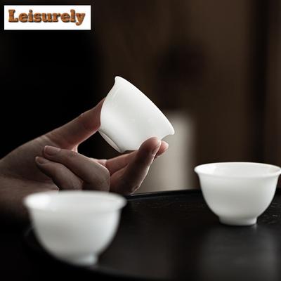 Juego de 2 tazas de té de porcelana de jade semilla de hielo hechas a mano, taza pequeña blanca permeable a la luz, taza de maestro, taza de meditación, juego de té Kung Fu 50 ml