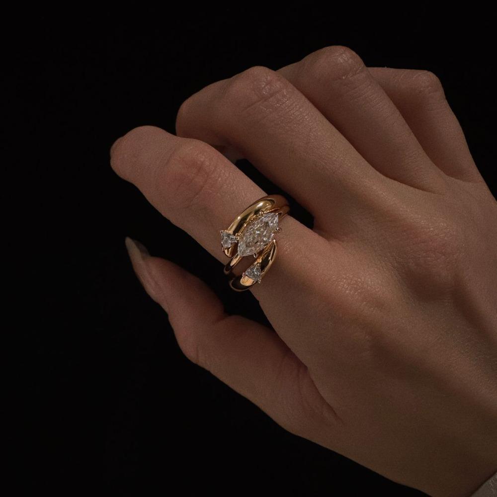 Bague Unique en Diamant Marquise à Porter des Deux Manières pour Femmes Mode Empilable Anneau Large Déclaration