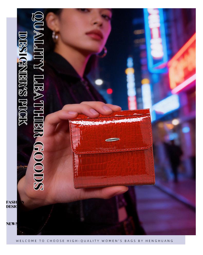 Genuine Leather Women's Short Wallet – Stylish Multi-functional Coin Purse with Magnetic Buckle and Card Holder