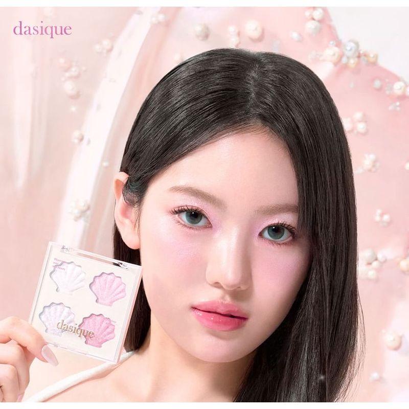 DASIQUE Shine Glowy Highlighter Palette Twinkle Mermaid Collection