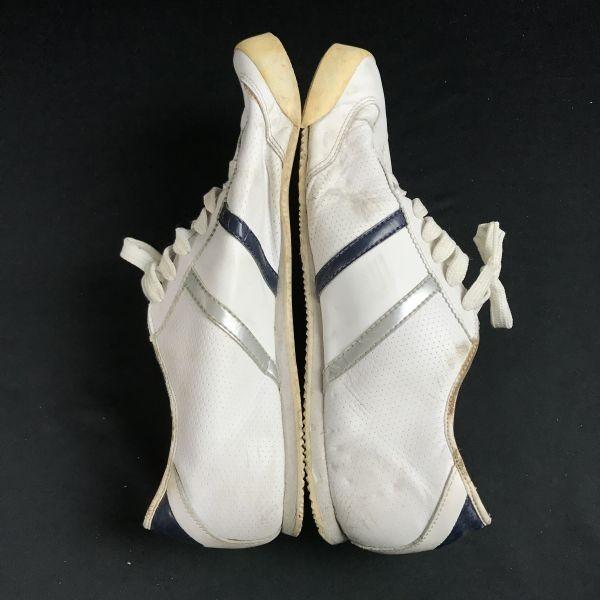 LACOSTE tennis shoes sneakers 8.5 26.5 white