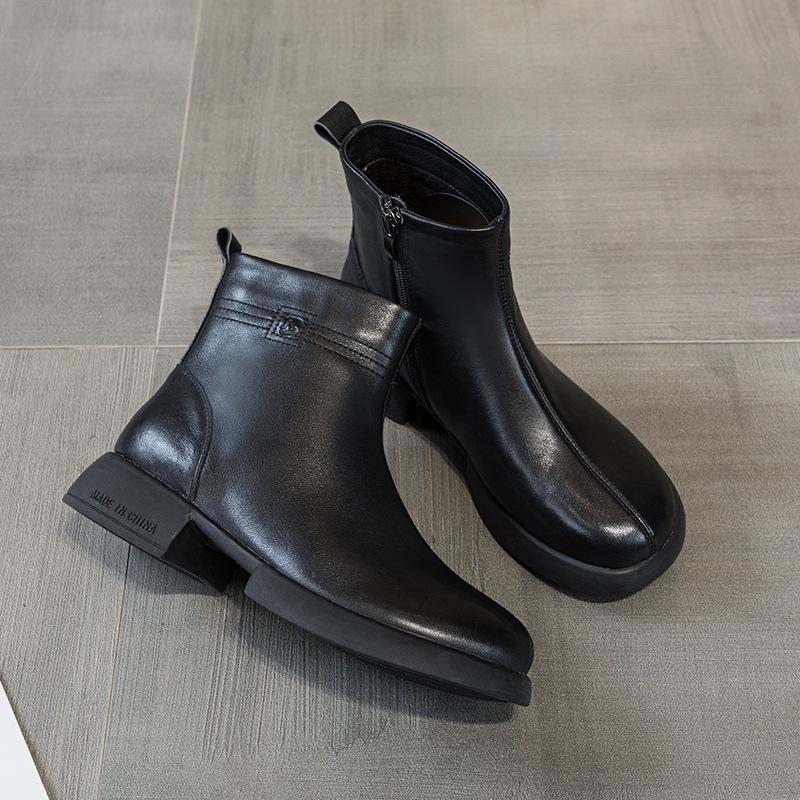 

Первый слой коровьей кожи короткие ботинки для женщин на осень и зиму 2025 года, новые ретро кожаные модные челси маленькие кожаные ботинки для женщин 35