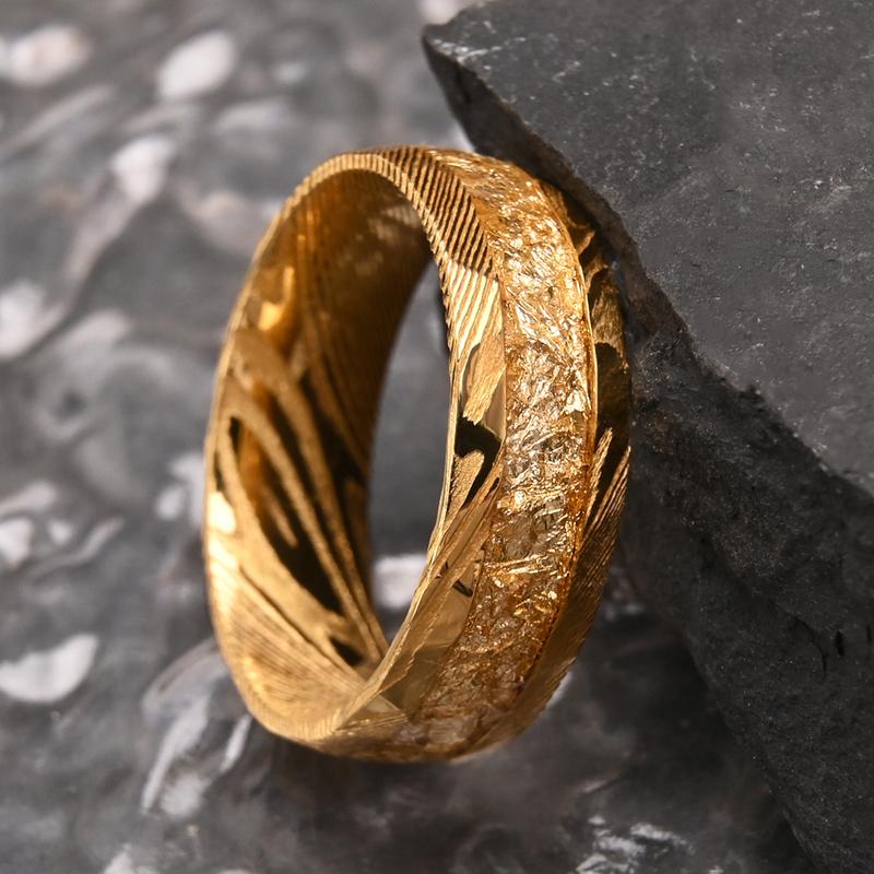 8mm Luxury Golden Damascus Steel Inlaid with Golden Foil, Men's Wedding Band Ring, Suitable for Everyday Engagement Commitment.