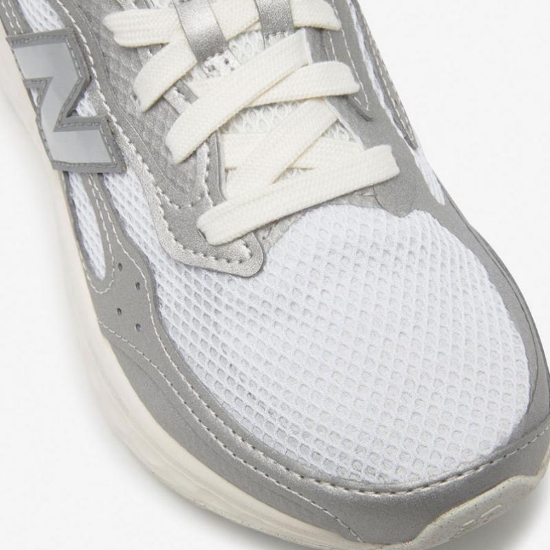 New Balance Nbpfef779s Fresh Form Arish V4 Women D Silver