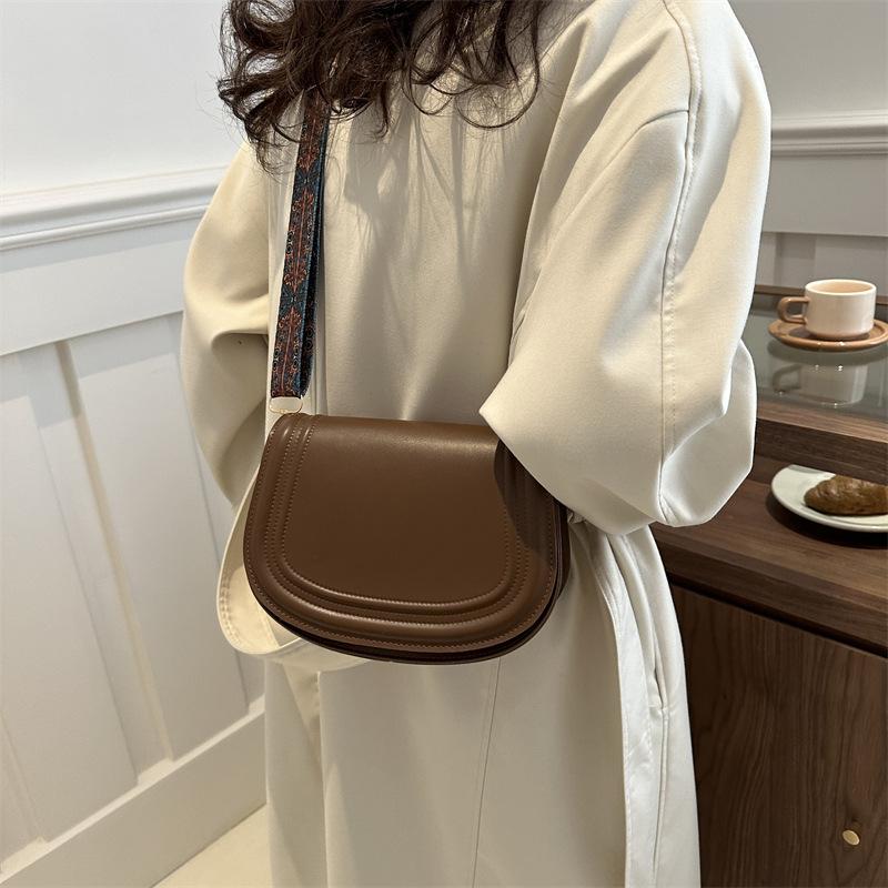 Yogodlns Fashion Small Flap Bag Designer Wide Strap Saddle Shoulder Bags Luxury PU Leather Crossbody Bag Trend Small Phone Purses