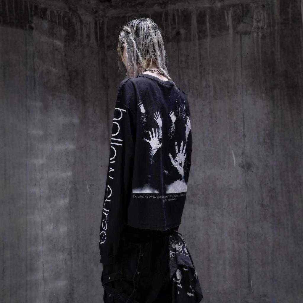Millennial Retro Dark Character Print Loose Long Sleeve T-Shirt