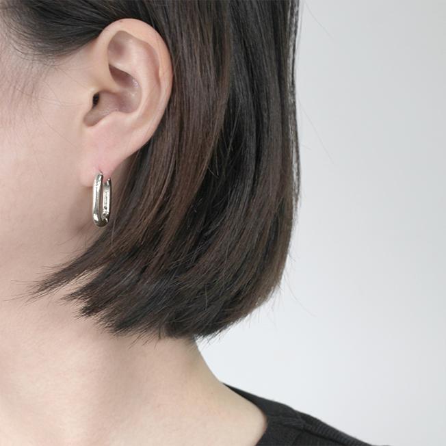 Custage Rounded Rectangle Earrings
