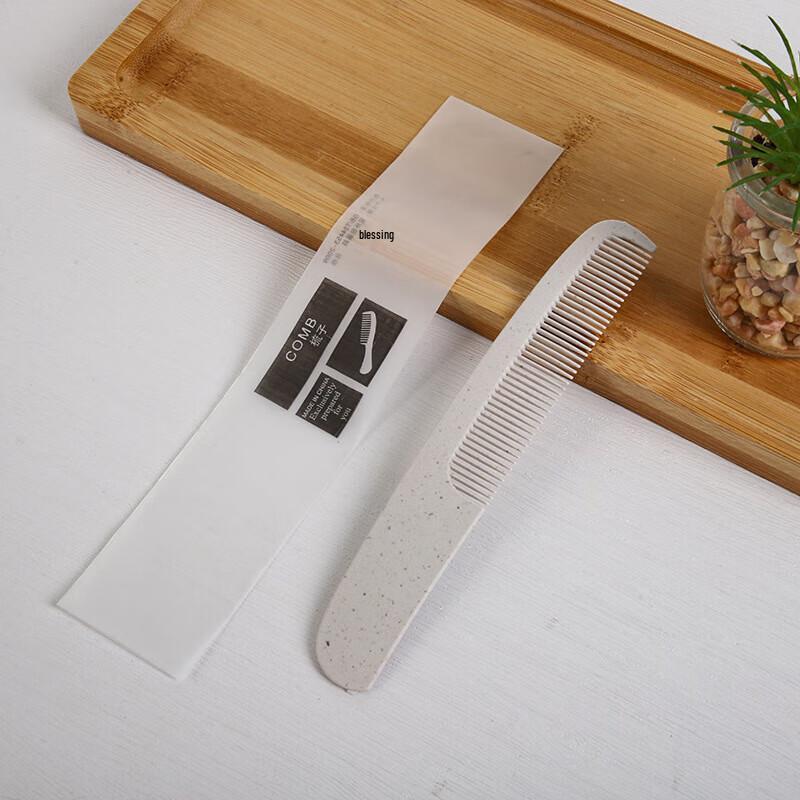 Одноразовая эко-расческа Gureide