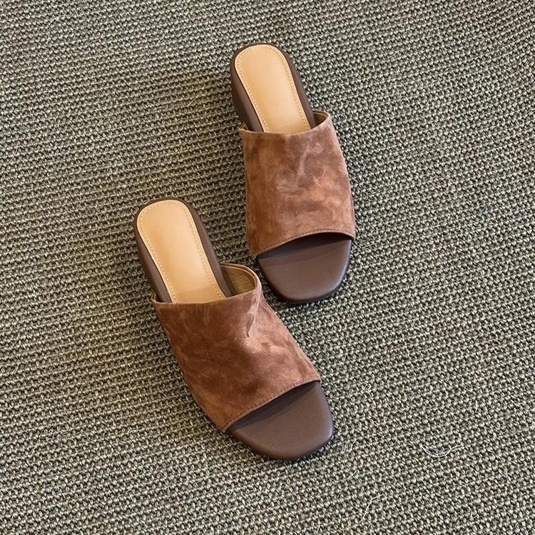 

Sheepskin version~ niche simple suede open-toed slope heel one-word slippers for women to wear 2025 summer beach cool slippers 35