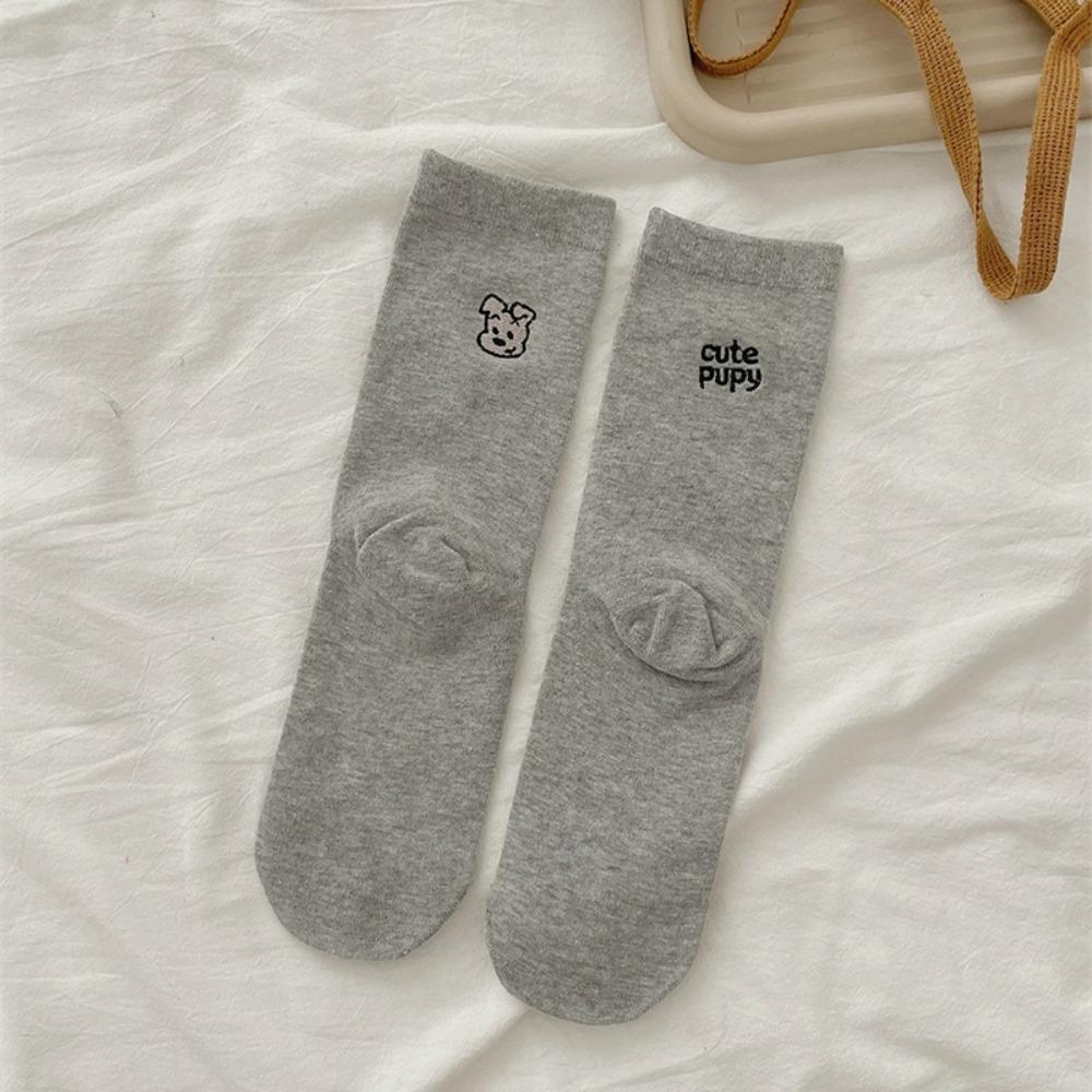 

A Pair Asymmetric Design Ankle Socks Comfortable Embroidered Letters Mid Tube Socks Unique Elastic Socking Outer Wear One Size светло-серый