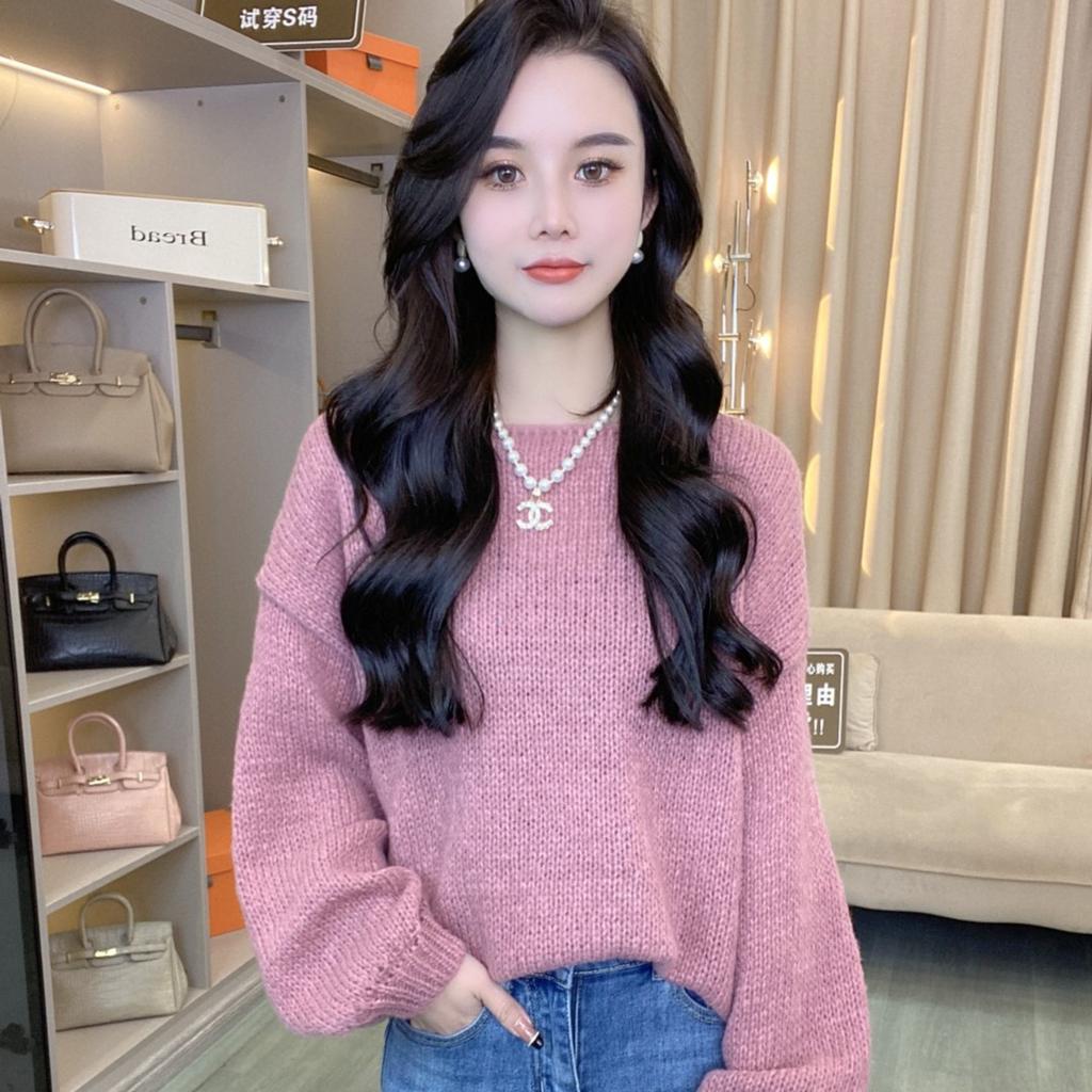 Simple Long Sleeved Sweater Knitted Sweater for Women's Spring Commuting Sweet and Personalized Chic Top