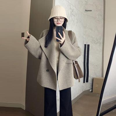 Women's Hepburn-Style Lapel Wool Coat - 2025 Autumn/Winter Collection