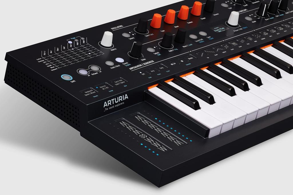 ARTURIA Polyphonic Hybrid Synthesizer MiniFreak