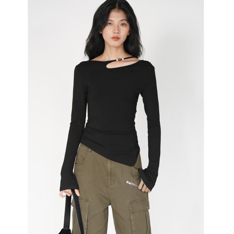 Spring new women s clothing design sense hollow long-sleeved T-shirt women s oblique collar inside with bottom open shoulder collarbone top S