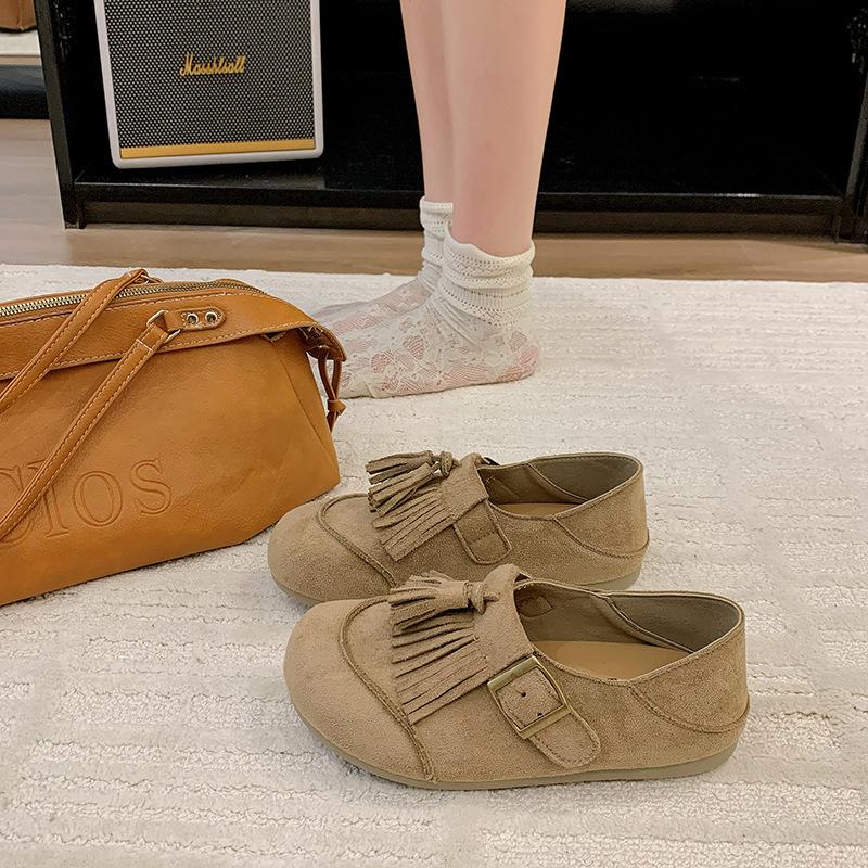 Retro tassel women's spring and autumn new versatile flat-soled Doudou shoes casual one-pedal single shoes