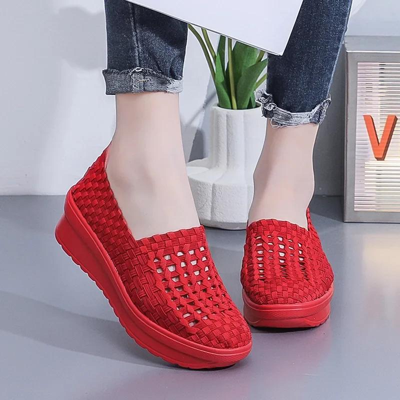 

Мода Лето новые плетеные туфли ручной работы сетчатые туфли дышащие скошенные каблуки увеличивающие рост толстая подошва повседневные женские туфли 41