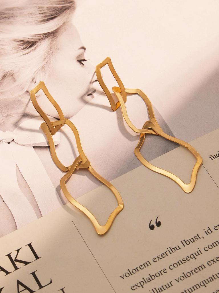 Set di Gioielli Irregolari Placcato Oro 18K Oumika: Orecchini, Bracciale e Collana in Acciaio Inossidabile