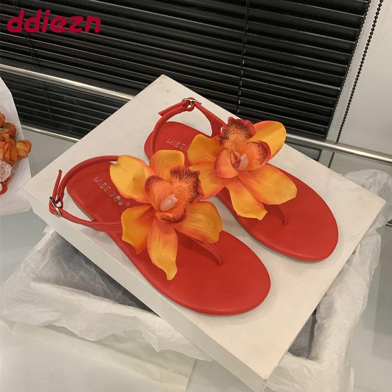 Fashion New Female Flats Sandals Shoes For Women Flip Flops Round Toe Fashion Flower Footwear Ankle Buckle Ladies Flats Sandals Shoes