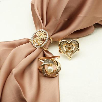 Cortavientos de Diamantes de Lujo Estilo Coreano con Cinturón y Hebilla para Bufanda - Accesorio Versátil de Alta Gama.