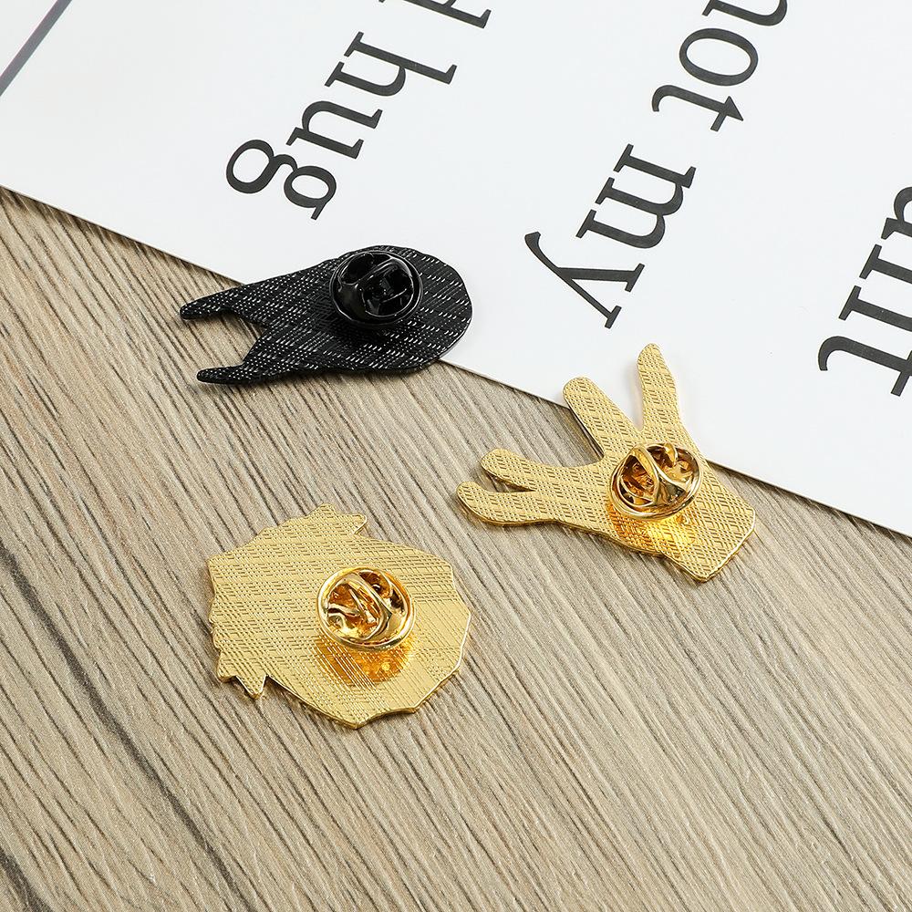 Hot Selling Wednesday Metal Badge Wednesday Alloy Paint Brooch