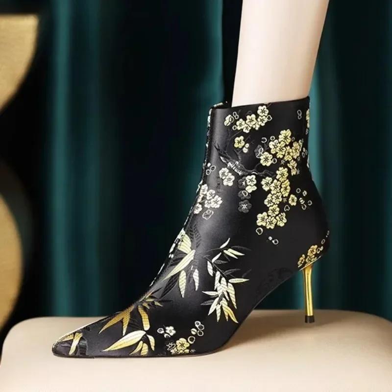 Fashion Hot Selling 2025 Winter Fashion Women Boots High Heel Sexy Chelsea Boots Pointed Toed Party Shoes Female Trend Ankle Boots Mujer