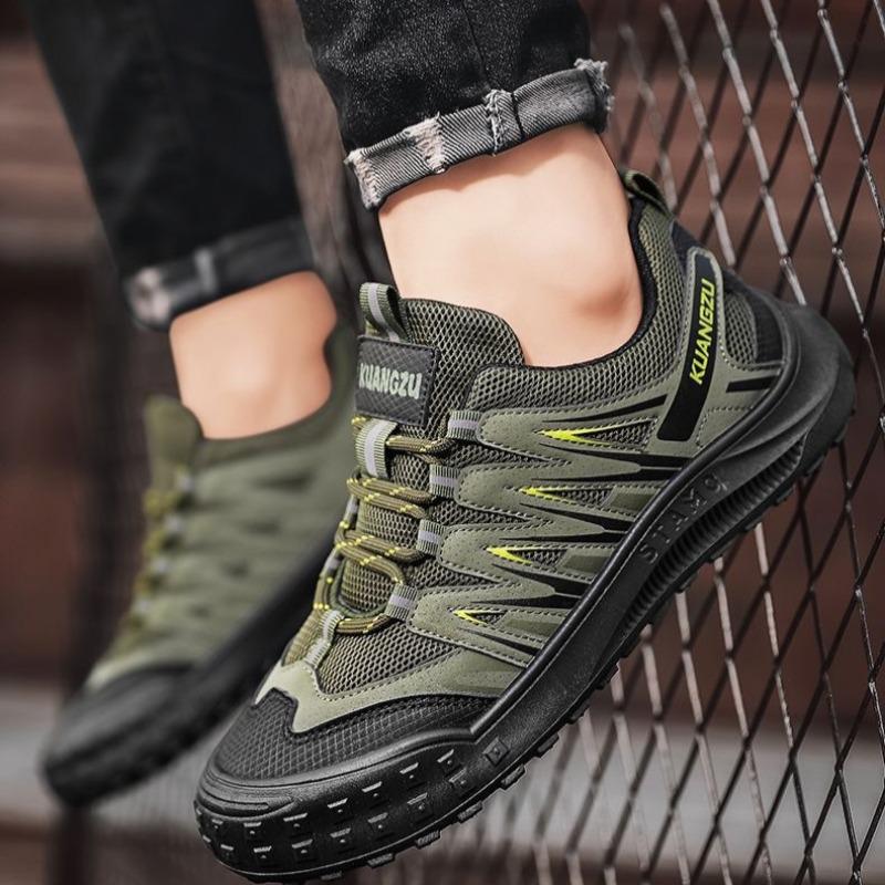 New Trendy Men's Shoes Summer Breathable Wear-resistant Hiking Shoes Outdoor Climbing Shoe Male Sneakers Non Slip Running Shoe