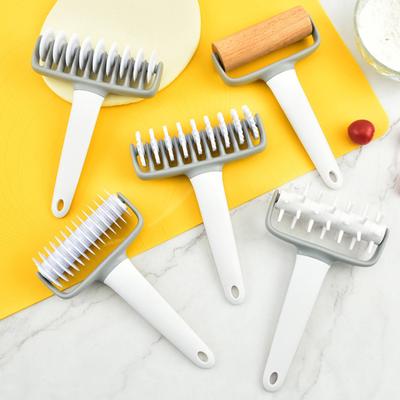 Rullo per biscotti Manico comodo Lavabile in lavastoviglie Leggero Robusto Perforatore per pasta sfoglia per la casa