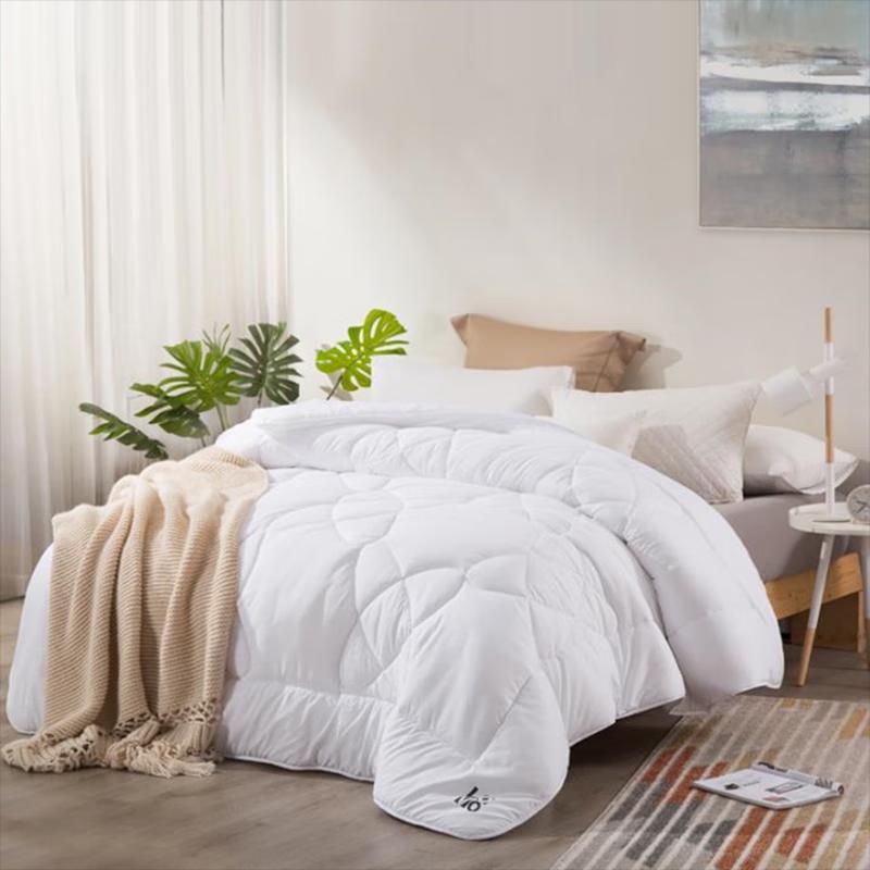 LOVO Anti-Mite All-Season Fiber Quilt