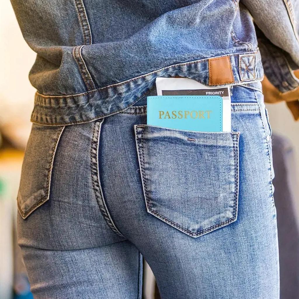 Travel Gold Passport Holder Cover Case for Women Men PU Leather Ticket Map Passport Covers Passport Protective Accessories