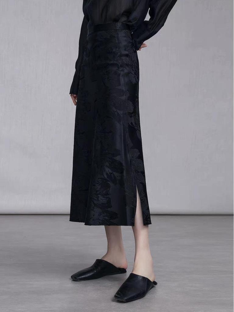 Women's Mid-Length Jacquard Silk Skirt - New Chinese Style for Autumn/Winter