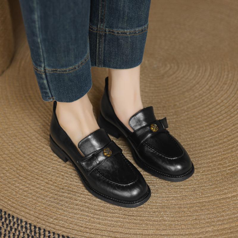 Four Seasons Wear Round Head Casual Single Shoes Shallow Mouth Foot Cover Women's Lazy Shoes One Pedal Large Size Shoes New Rubber Soft Sole