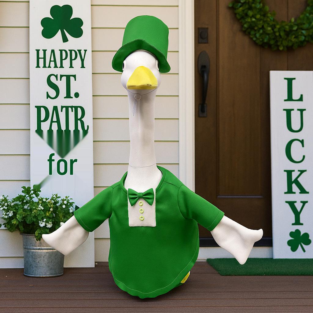 St. Patrick's Day Clover Porch Goose Clothing Set for Party Courtyard