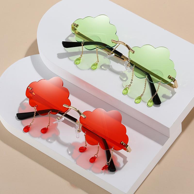 Sunglasses Funny Cloud Shaped Men and Women Disco Glasses Clouds Tassel Shades Rimless Sunglasses UV400 Eyewear