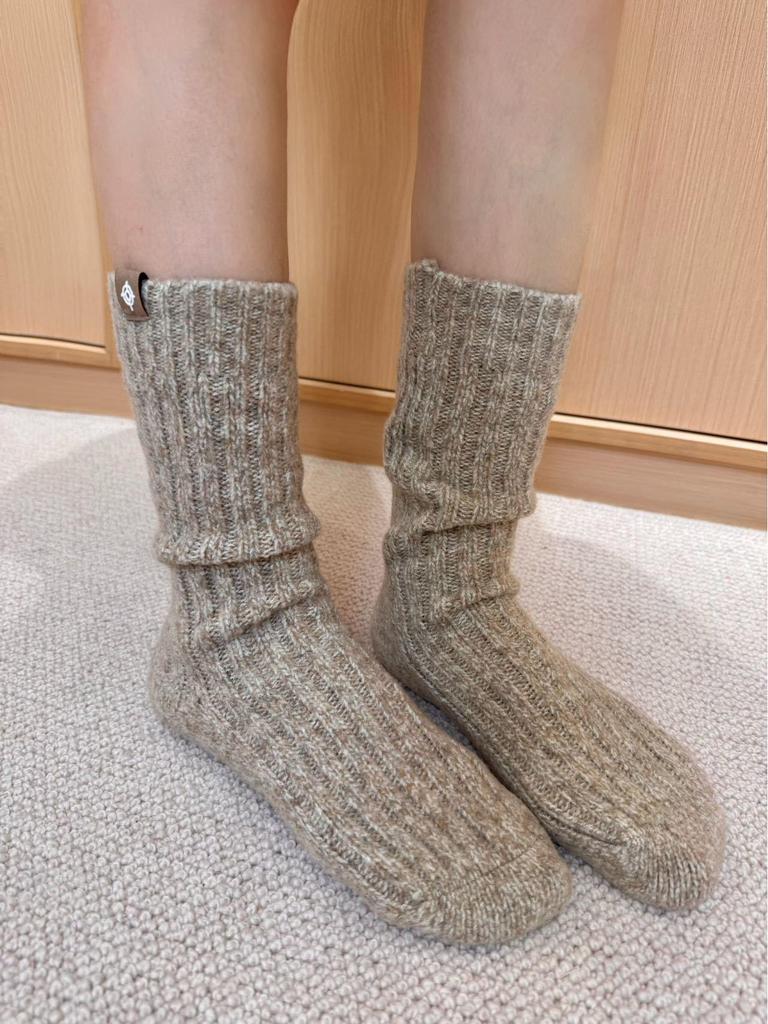 2025 Autumn/Winter Wool Blend Mid-Calf Socks - Nordic & Korean Style, Fair Isle Pattern, Warm.