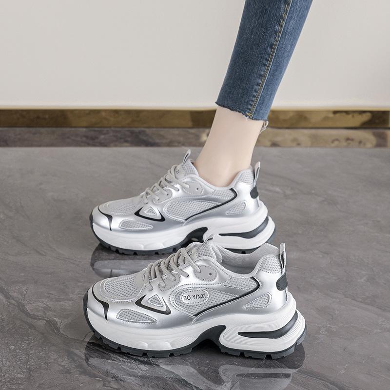 

Thick-soled silver dad shoes, new autumn heightening comfortable heightening sneakers 35 серебряный