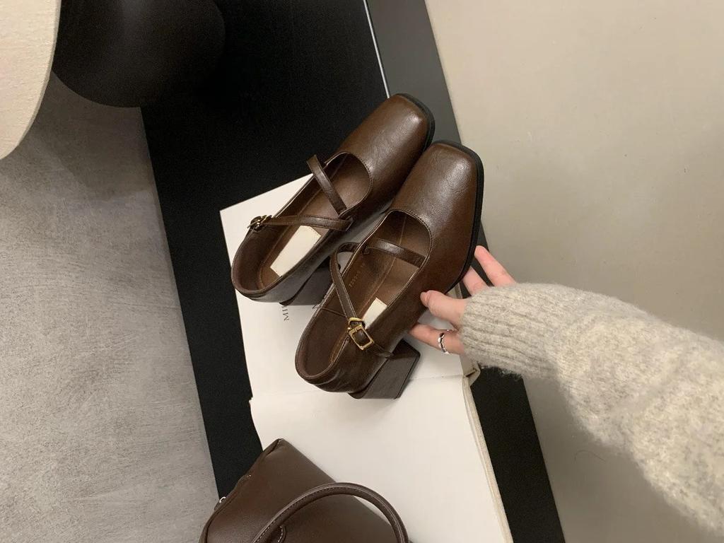 Coarse Heel Shoes Women's British Spring and Autumn New Single Shoes Women's French Retro Square Head High-heeled Hoes