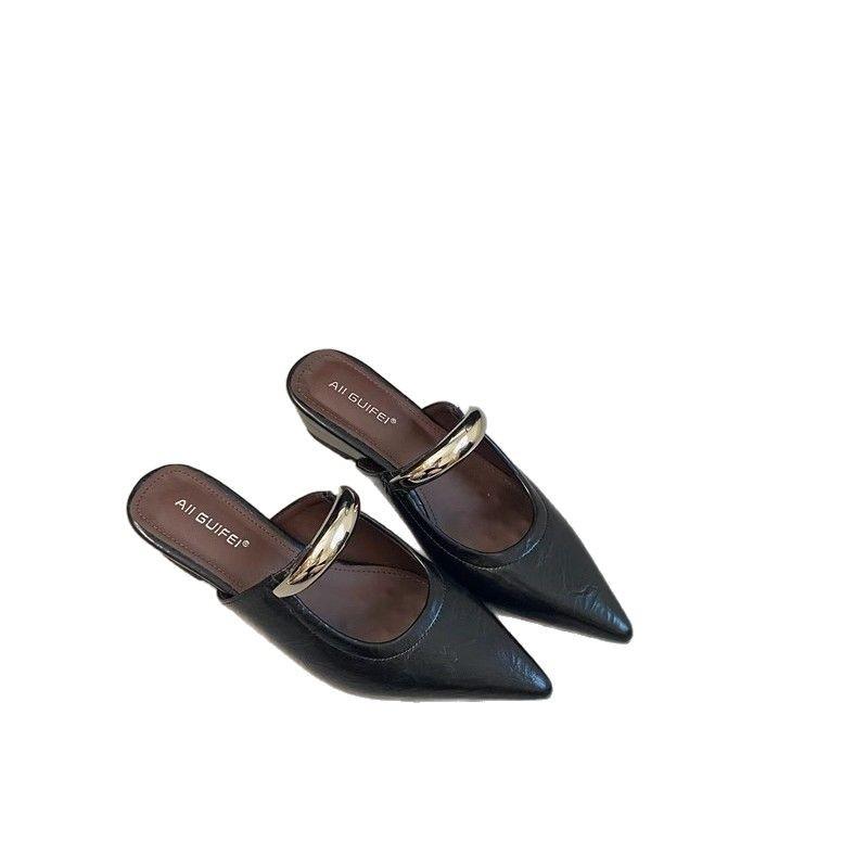New Slippers Summer Fashion Versatile Women Shoes Luxurious Exquisite Elegant Sandals Exquisite Pointed Sandals Spring Outdoor