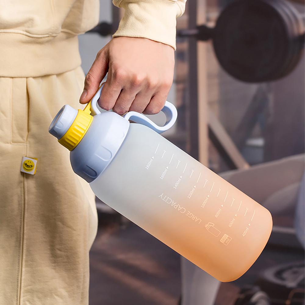 1800ml Gradient Plastic Cup Spacious Athletic Water Bottle For Outdoor Use Travel Gym Fitness Jugs Lightweight to Carry Water Cup WIth Straw