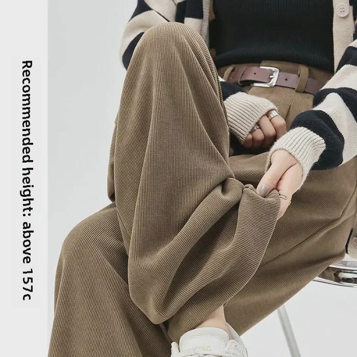 

Женские вельветовые брюки с высокой талией и широкими штанинами — коллекция осень/зима 2024 г. 3XL