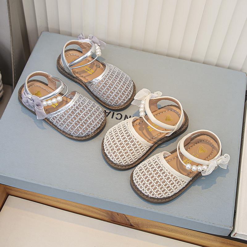 Girls Sandals 2025 New Summer Children's Shoes Fashion Bag Head Woven Princess Shoes Girls Soft-soled Beach Shoes