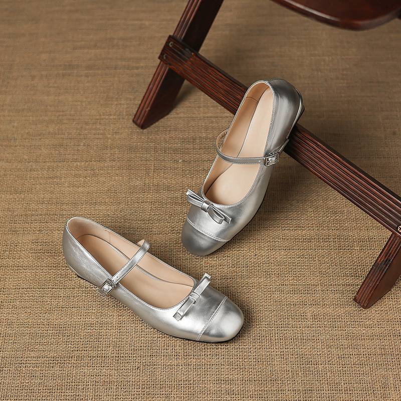 

Krazing Pot Microfiber Round Toe Thick Low Heels Spring Summer Shoes Big Size 43 Butterfly-knot Women Shallow Pumps 33 срібний