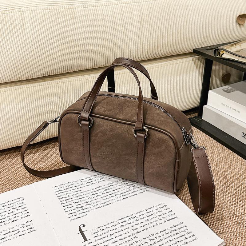 retro Small Bag Women Autumn and Winter2026New Versatile Super Popular Crossbody Bag This Year's Trending Hot Item Handheld Pill